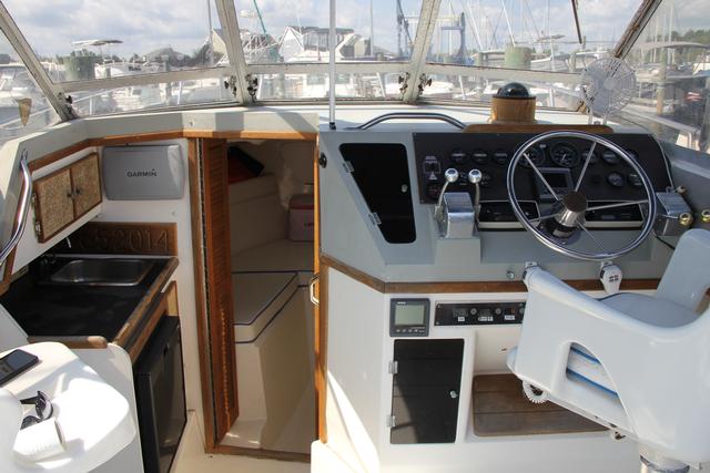 1982 Phoenix 27 fishbuster