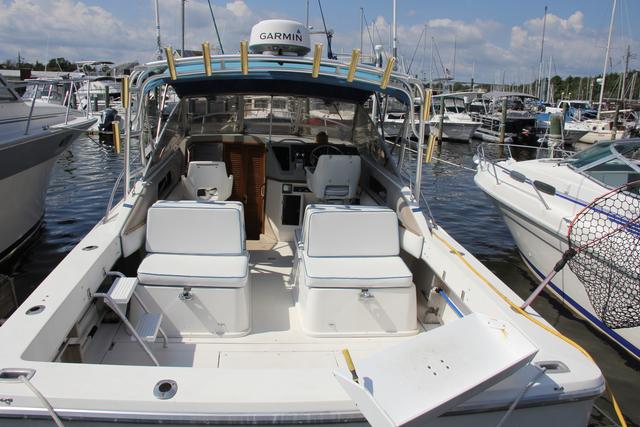 1982 Phoenix 27 fishbuster